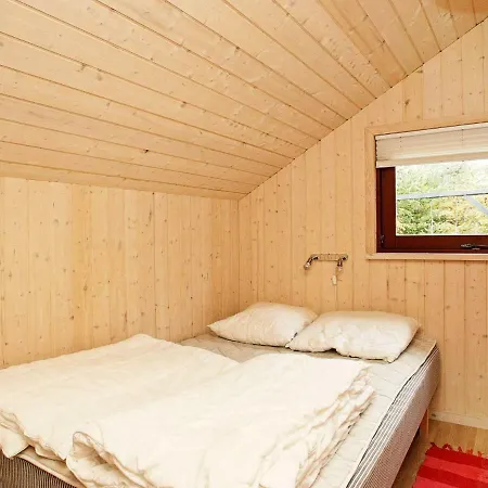 Three-bedroom Holiday In 8 Saltum